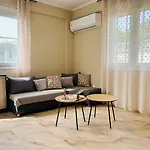 Apartment Sea View With Garden, Delta Hospitality Orfanion