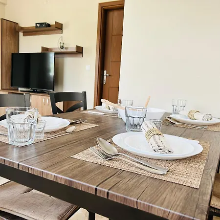 Appartamento Sea View With Garden, Delta Hospitality
